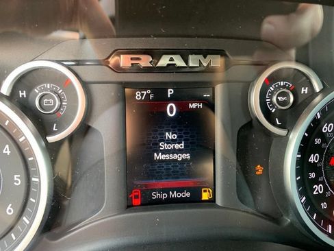 New 2027 RAM 1500 4x4 Crew Cab image 21