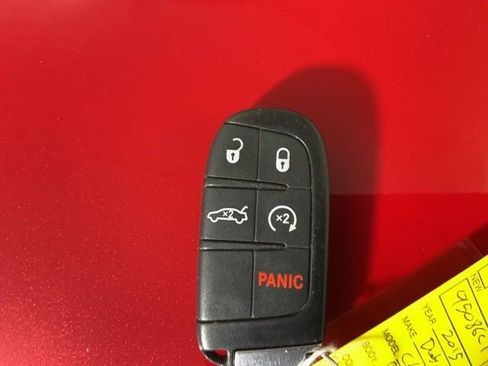 Used 2015 Dodge Charger SXT w/ Premium Group image 38