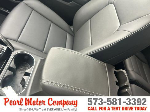 New 2026 GMC Canyon Elevation w/ Convenience Package image 19