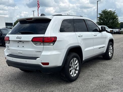 Used 2021 Jeep Grand Cherokee Laredo AWD/4WD image 7