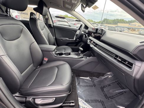 New 2026 Kia K4 EX FWD image 18