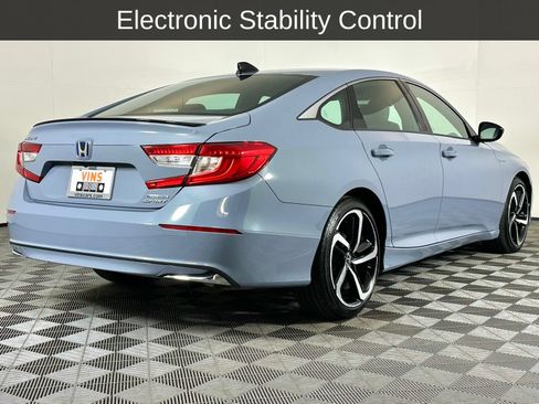 Used 2022 Honda Accord Sport image 4