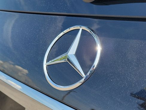 Certified 2023 Mercedes-Benz GLS 580 4MATIC image 33