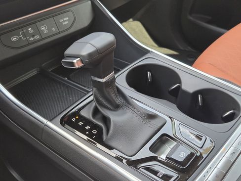 New 2026 Kia Carnival EX FWD image 15