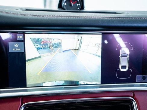 Used 2021 Porsche Panamera 4 image 46