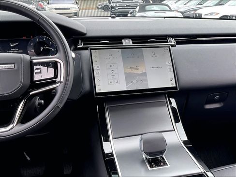 Used 2026 Land Rover Range Rover Velar S AWD/4WD image 9