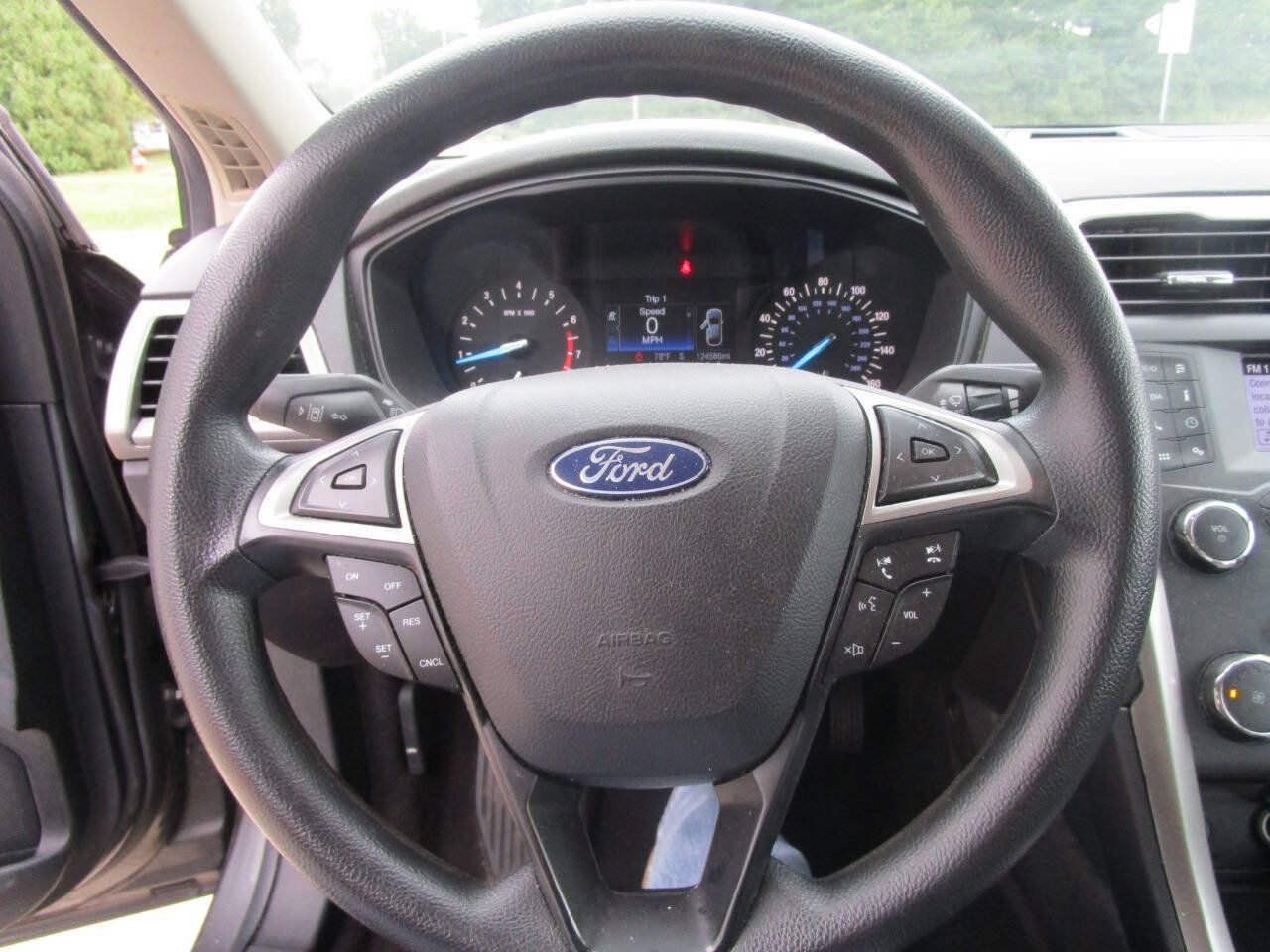 Used 2020 Ford Fusion S FWD image 15