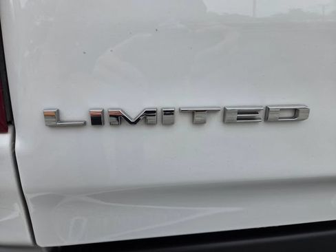Used 2023 RAM 1500 Limited AWD/4WD image 14