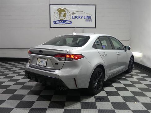Used 2024 Toyota Corolla SE FWD image 10