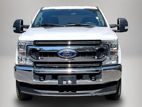 Used 2022 Ford F250 XLT image 3
