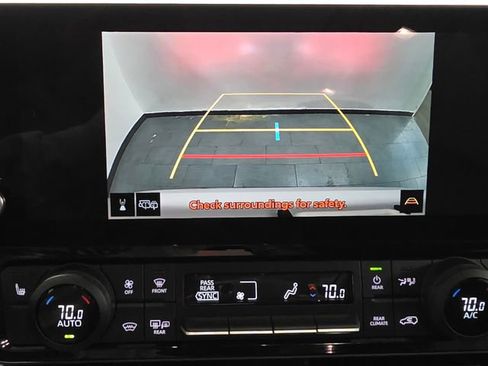 Used 2024 Toyota Grand Highlander AWD image 19