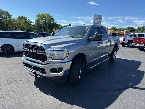 Used 2024 RAM 2500 Big Horn image 29