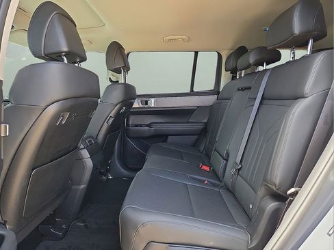 Used 2025 Hyundai Santa Fe XRT image 14