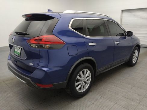 Used 2018 Nissan Rogue SV image 9