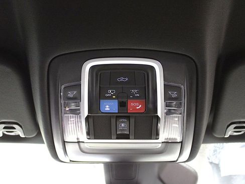 New 2026 RAM 1500 4x4 Crew Cab image 24