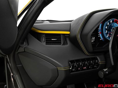 Used 2018 Lamborghini Aventador S AWD/4WD image 29