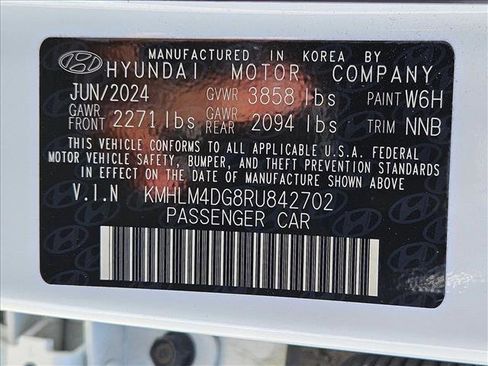 Used 2024 Hyundai Elantra SEL image 22