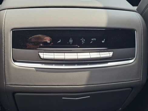 New 2026 Cadillac Escalade Sport AWD/4WD image 19