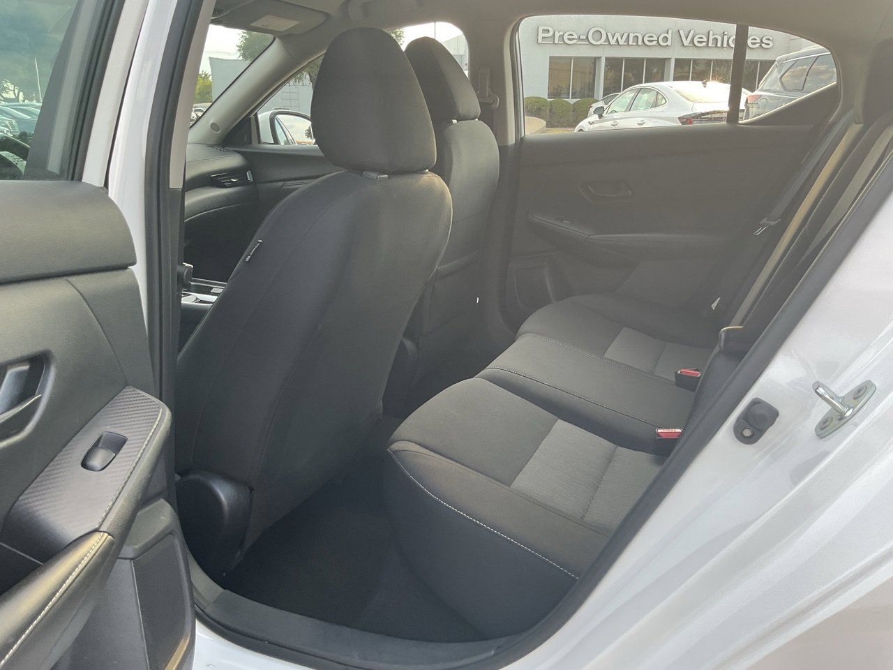 Used 2025 Nissan Sentra SV FWD image 9