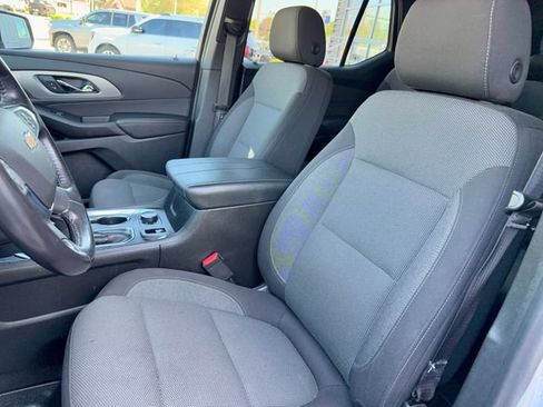 Used 2022 Chevrolet Traverse LT AWD/4WD image 14