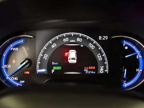 Used 2025 Toyota RAV4 LE AWD/4WD image 18