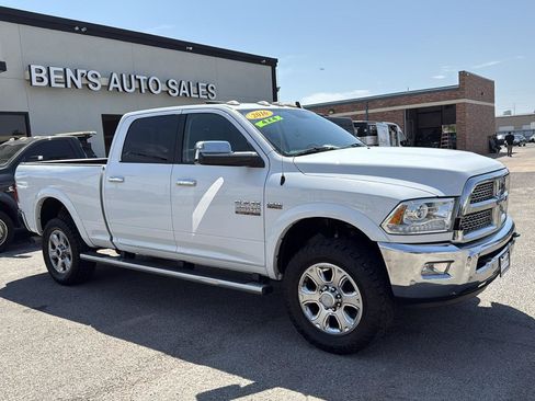 Used 2016 RAM 2500 Laramie w/ Convenience Group AWD/4WD image 4
