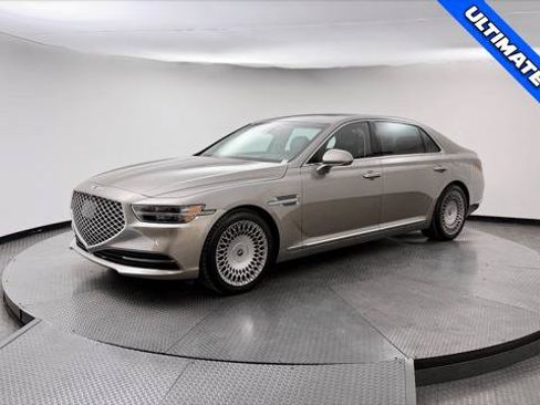 Used 2020 Genesis G90 5.0 Ultimate RWD image 2