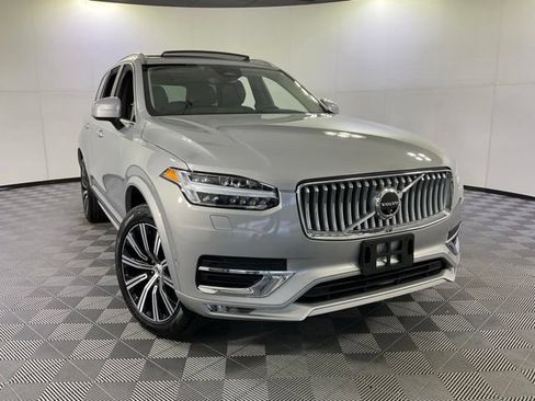 Used 2025 Volvo XC90 B6 Plus AWD/4WD image 8