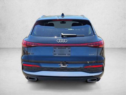 Used 2025 Audi Q5 Premium w/ Convenience Package AWD/4WD image 7