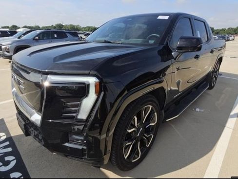 Used 2025 GMC Sierra EV Denali AWD/4WD image 1