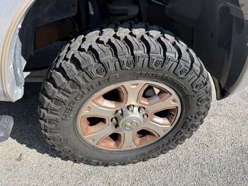 Used 2015 RAM 2500 Laramie AWD/4WD image 7
