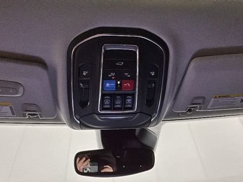 Used 2023 Jeep Grand Cherokee 4WD 4xe image 25