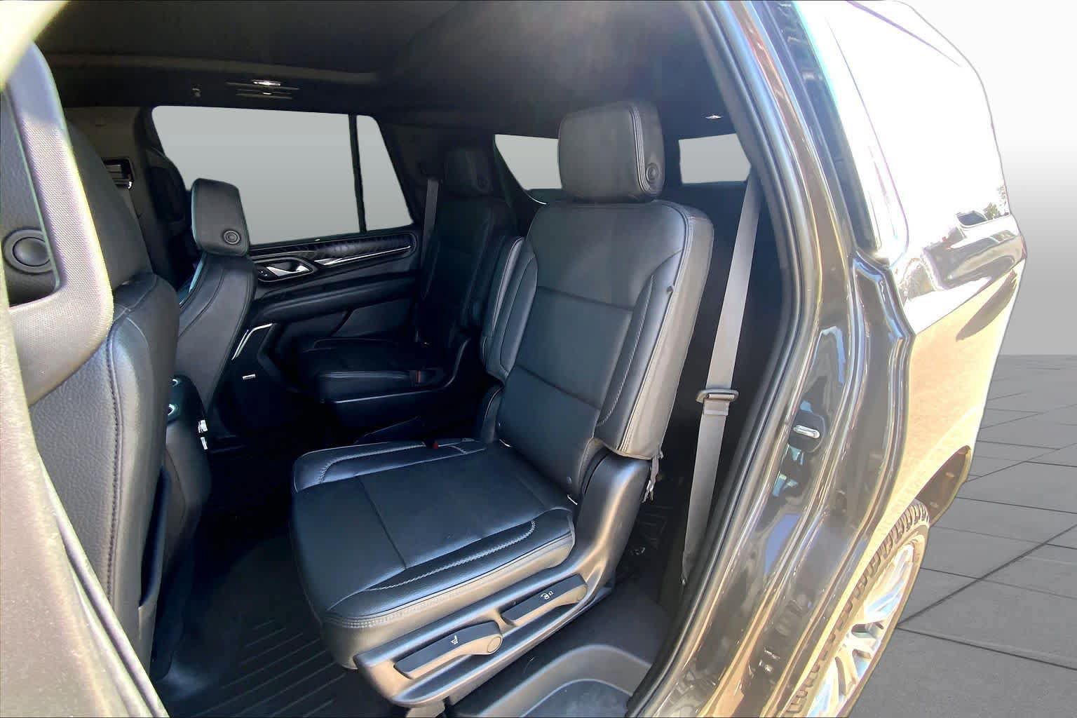 Used 2021 GMC Yukon Denali w/ Denali Premium Package AWD/4WD image 20