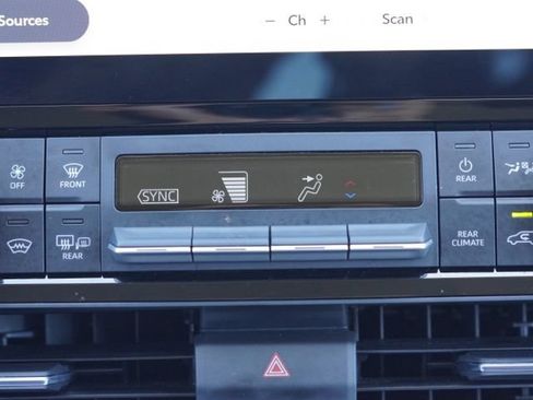 Certified 2026 Toyota Grand Highlander AWD Hybrid image 30