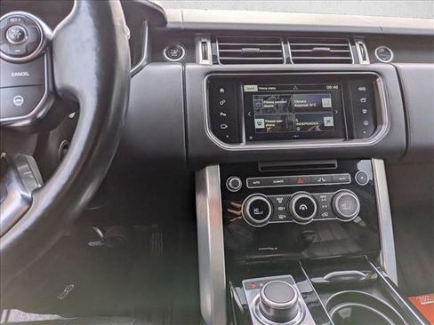 Used 2016 Land Rover Range Rover HSE image 14