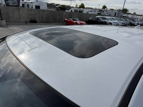 Used 2026 Honda Odyssey Elite image 9