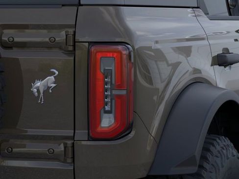 New 2026 Ford Bronco Outer Banks AWD/4WD image 23
