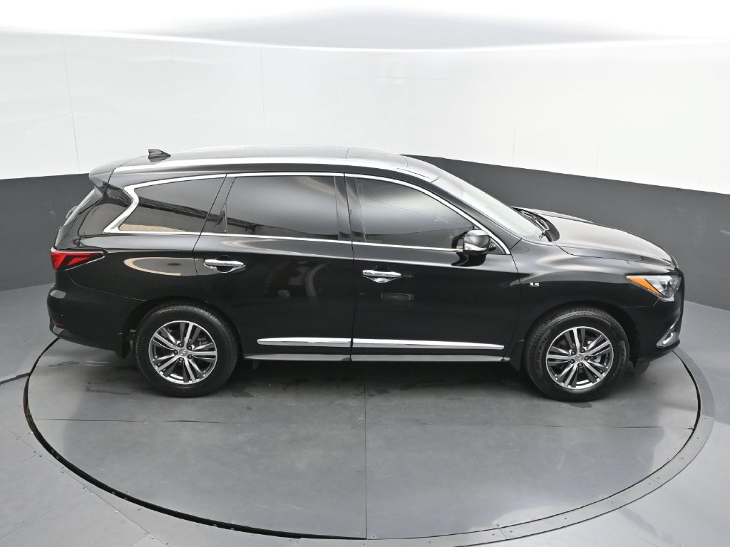 Used 2020 INFINITI QX60 Luxe w/ Essential Package FWD image 34