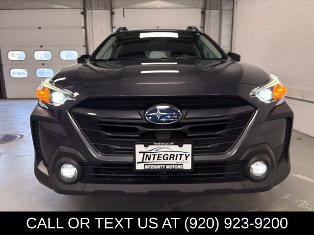 Used 2024 Subaru Outback Premium AWD/4WD image 2