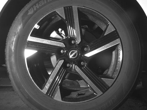 Used 2025 Nissan Sentra SV FWD image 15