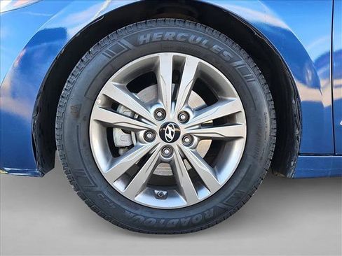 Used 2017 Hyundai Elantra SE w/ SE A/T Tech Package 03 image 22