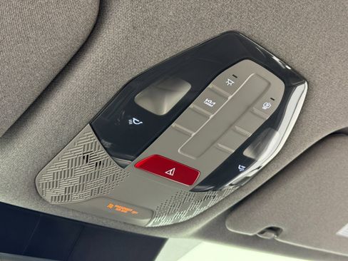 Used 2024 Kia EV9 Light Long Range image 32