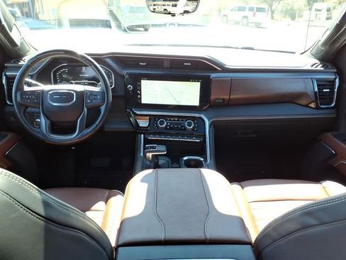 Used 2023 GMC Sierra 1500 Denali Ultimate image 12