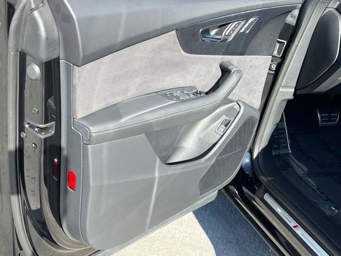 Certified 2025 Audi SQ8 Premium Plus image 10