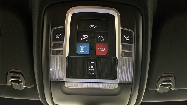 Used 2025 RAM 1500 Laramie w/ Sport Appearance Package AWD/4WD image 33
