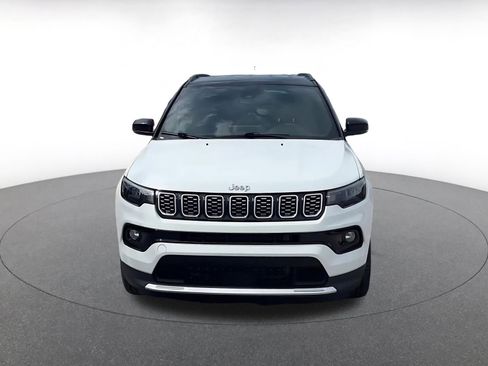 Used 2025 Jeep Compass Limited AWD/4WD image 4