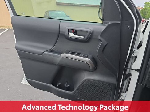 Certified 2023 Toyota Tacoma TRD Sport w/ Advanced Technology Package AWD/4WD image 31