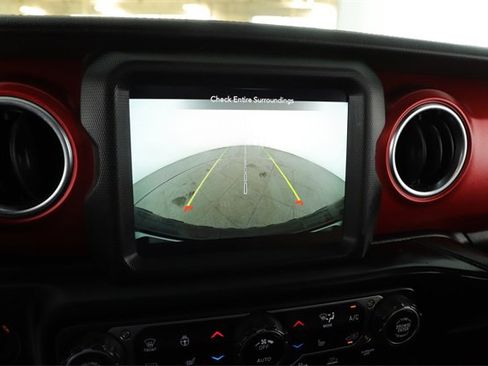 Certified 2022 Jeep Wrangler Unlimited Rubicon w/ Cold Weather Group image 14