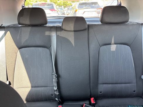 Certified 2023 Hyundai Venue SE FWD image 47