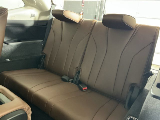 Used 2025 Acura MDX w/ Advance Package AWD/4WD image 28